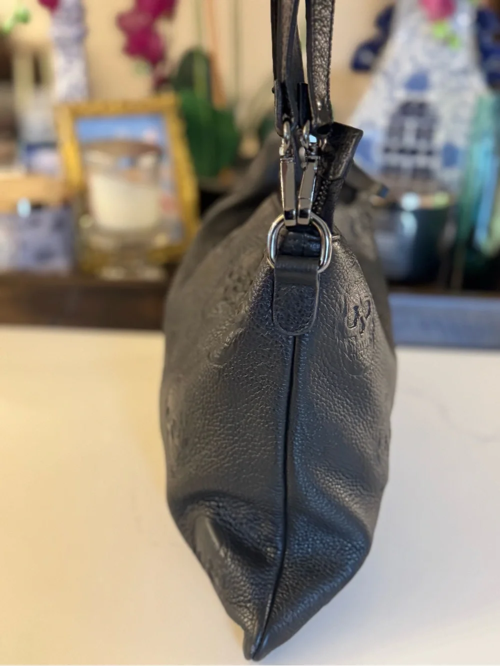 ๐ค๐ค IO PELLE ITALIA BLACK LEATHER SCULLS BAG! ๐ค๐ค - Picture 5 of 11